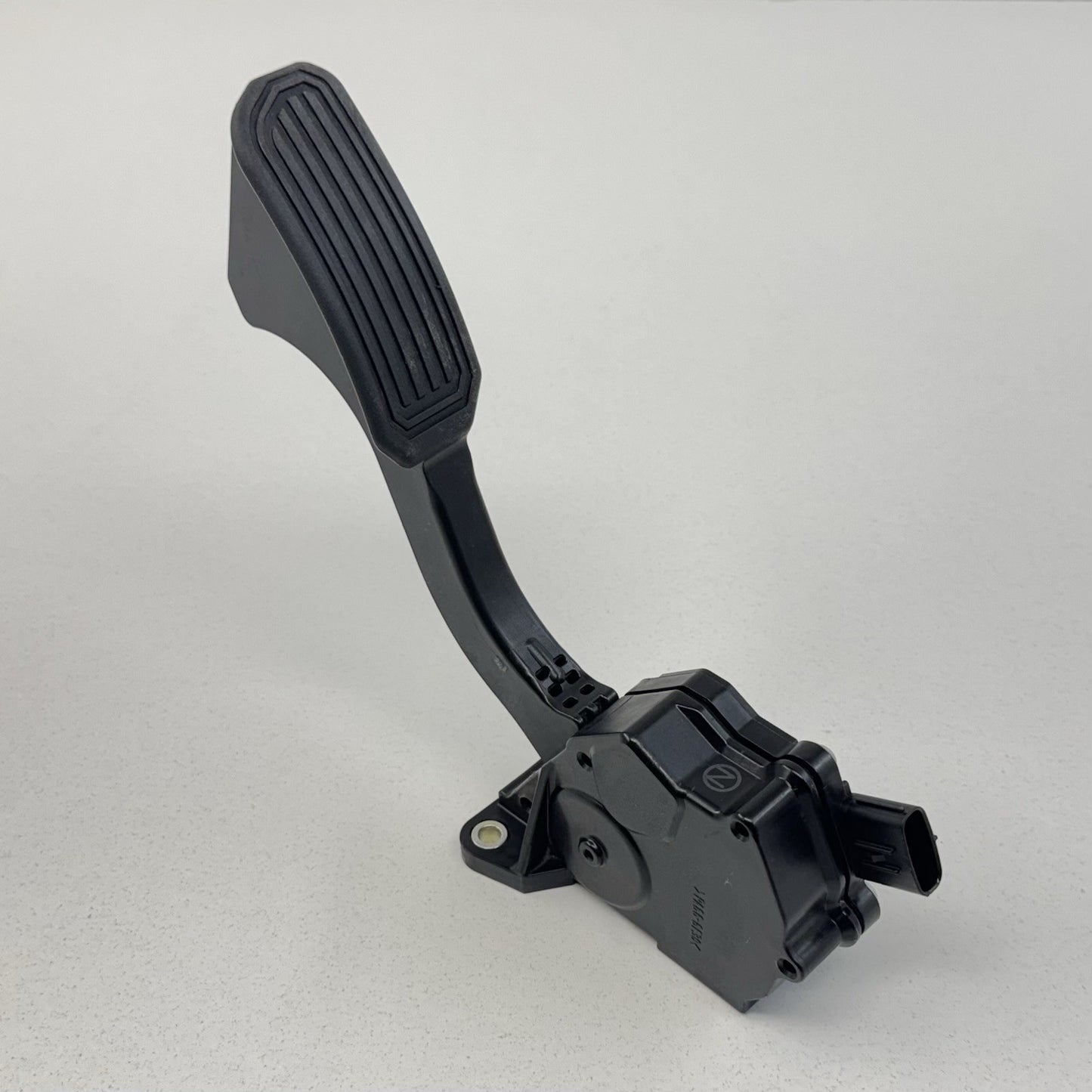 16-17 Toyota Prius V Gas Pedal Throttle Accelerator Sensor 78110-47100 OEM