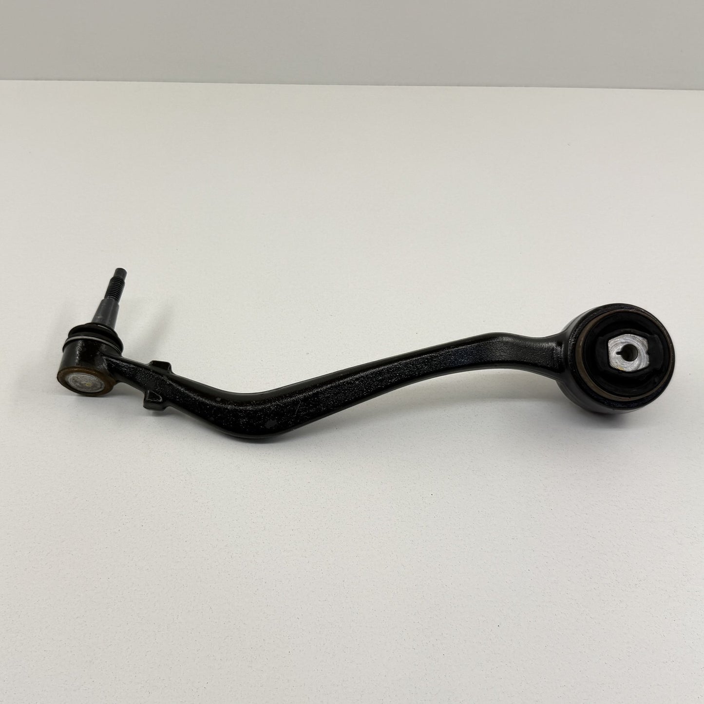 2010-2015 Chevrolet Camaro SS Left Front Forward Lower Control Arm 22943441 OEM