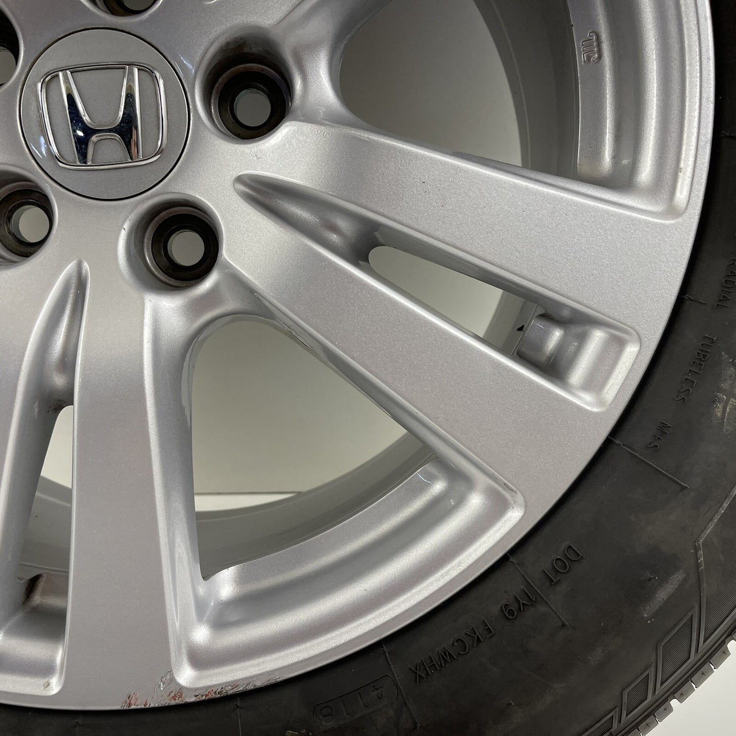 16-20 HONDA PILOT WHEEL RIM W/ TIRE 18x8 +55 OFFSET FACTORY OEM