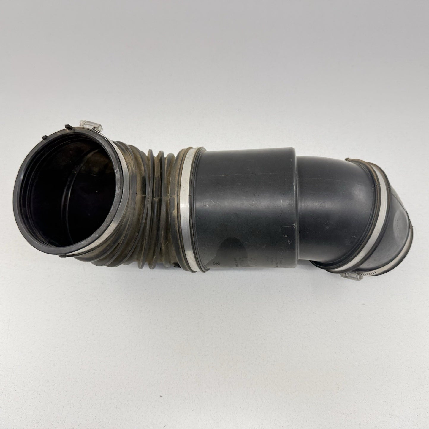 19-25 Ram 2500 3500 6.7L Air Cleaner Box Air Intake Tube Duct 68321029AA OEM