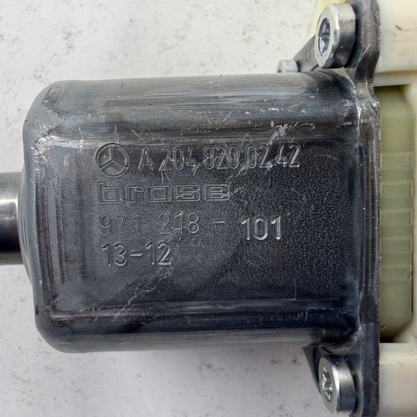 2008-2014 Mercedes C250 W204 Right Front Door Glass Window Regulator Motor OEM