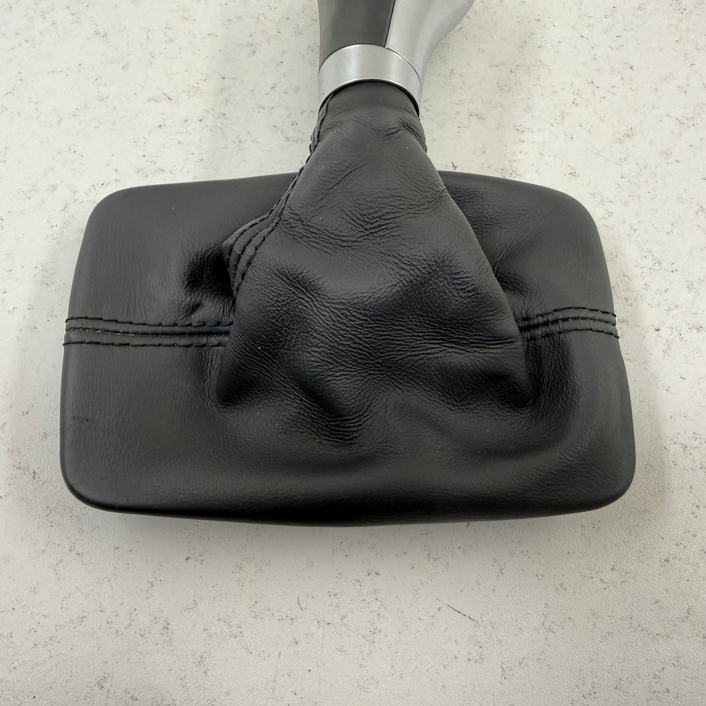 2012-2014 Mercedes-Benz C250 W204 Gear Shift Knob W/ Boot Black 2042677710 OEM