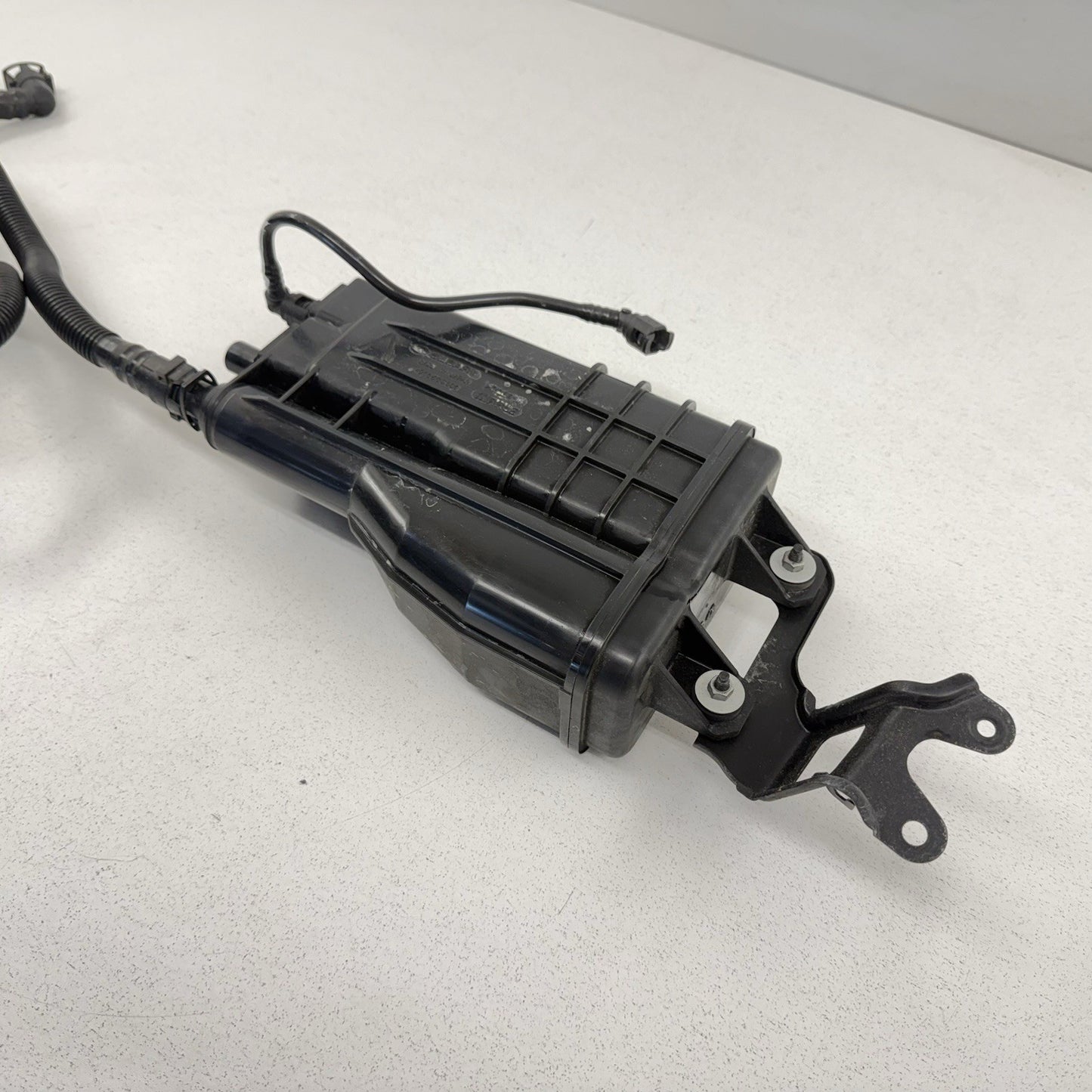 22-26 Toyota GR86 BRZ Fuel Evap Vapor Charcoal Emission Canister 42035CC000 OEM