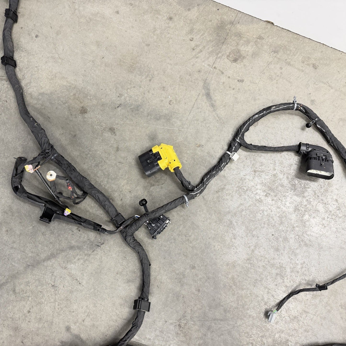 24-25 Chevrolet Silverado 2500 HD Chassis Main Body Wiring Harness 85083582 OEM