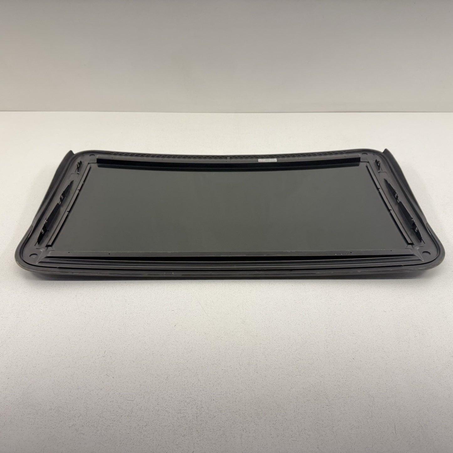 12-18 Mercedes W218 CLS550 CLS63 Sunroof Sun Roof Glass Window 2187800121 OEM