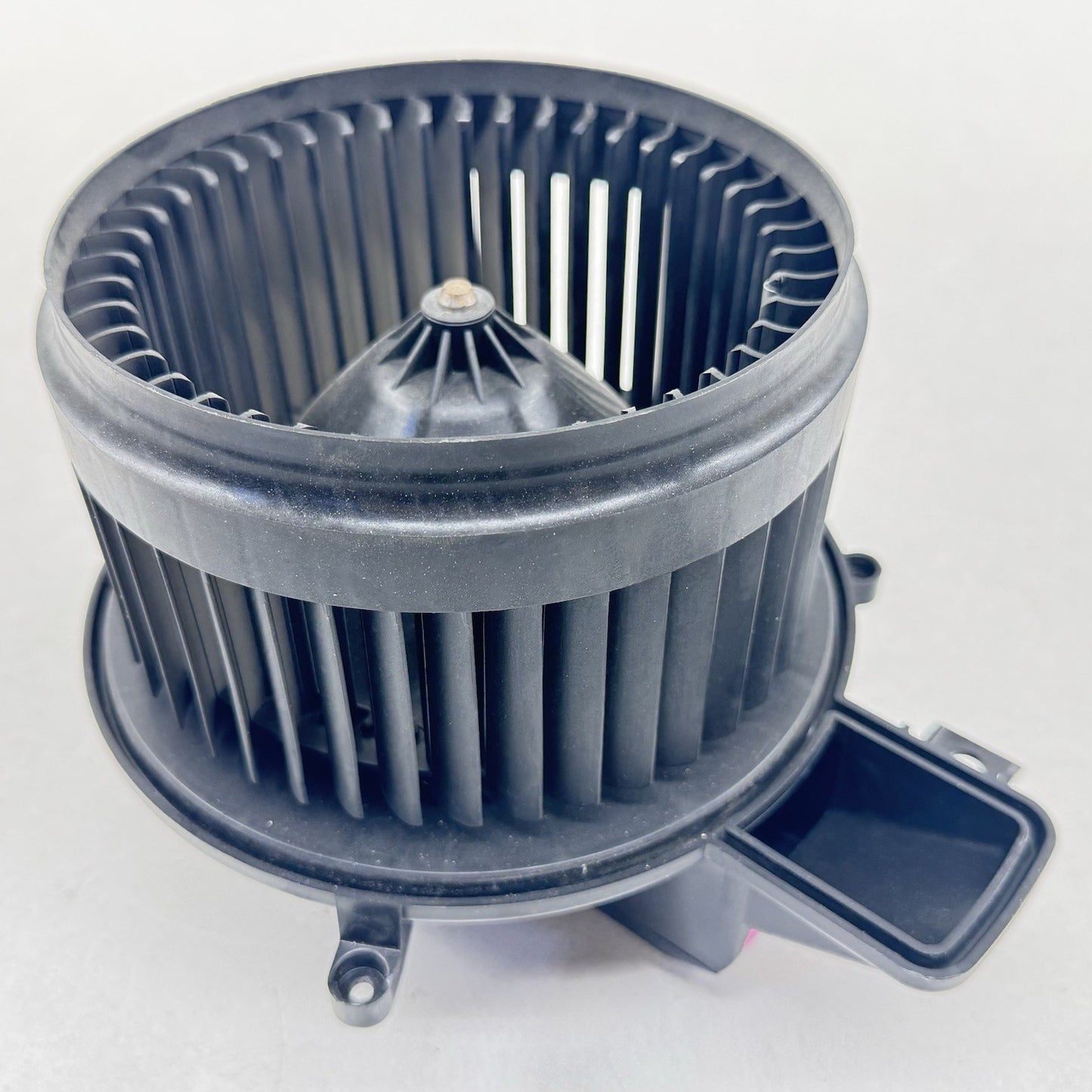 15-23 DODGE CHALLENGER CHARGER HVAC AC AIR BLOWER FAN MOTOR WHEEL OEM