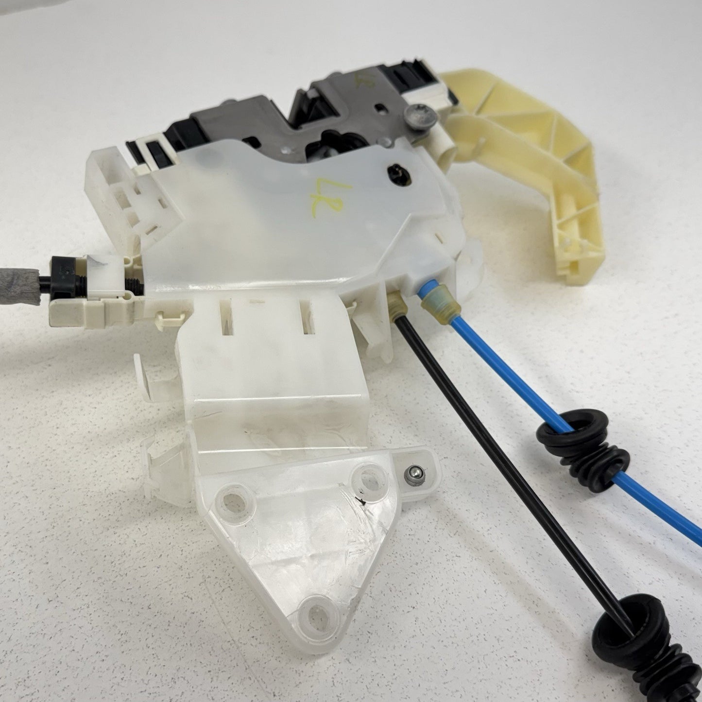 10-16 Mercedes W212 E350 Driver Left Rear Door Latch Lock Actuator OEM