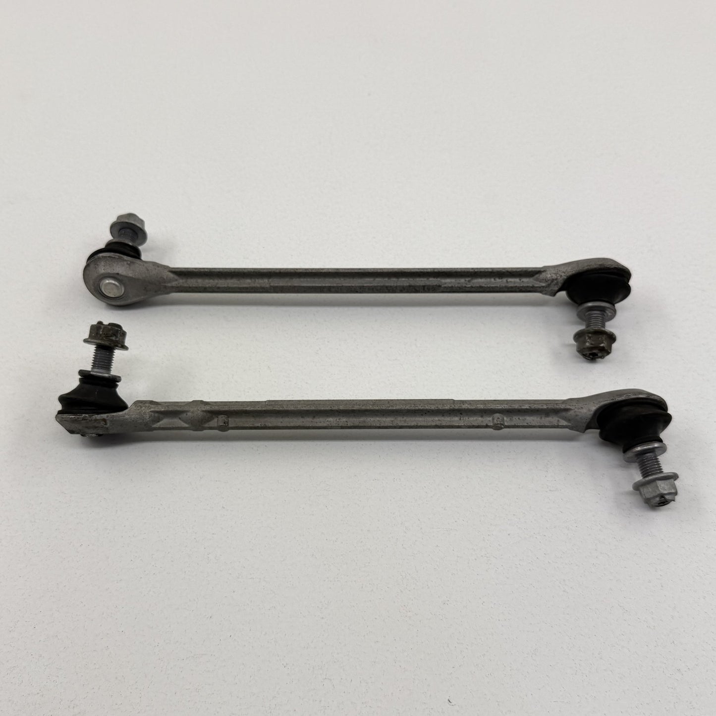 2008-2014 Mercedes-Benz C250 W204 Front Stabilizer Sway Bar End Link Pair OEM