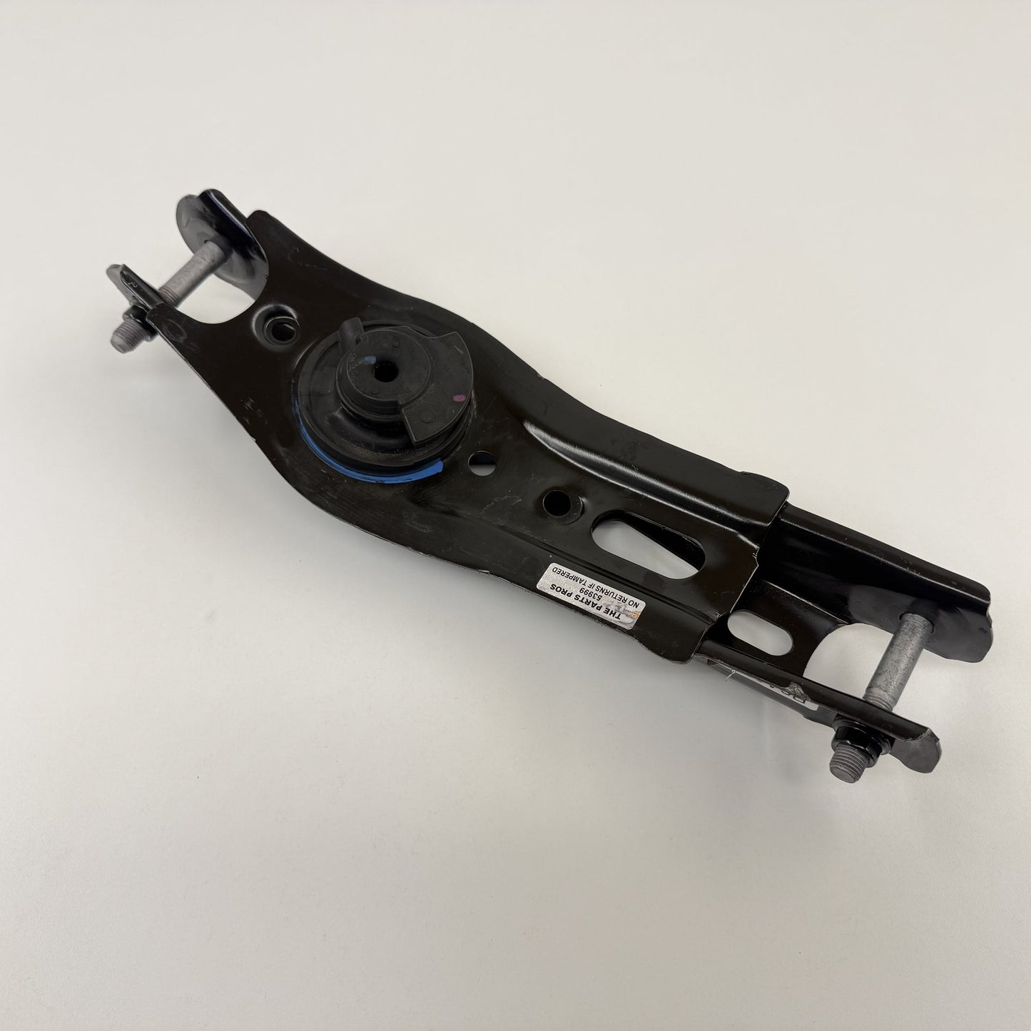 2023-2025 Honda Pilot AWD Passenger Right Rear Control Arm Suspension Set OEM