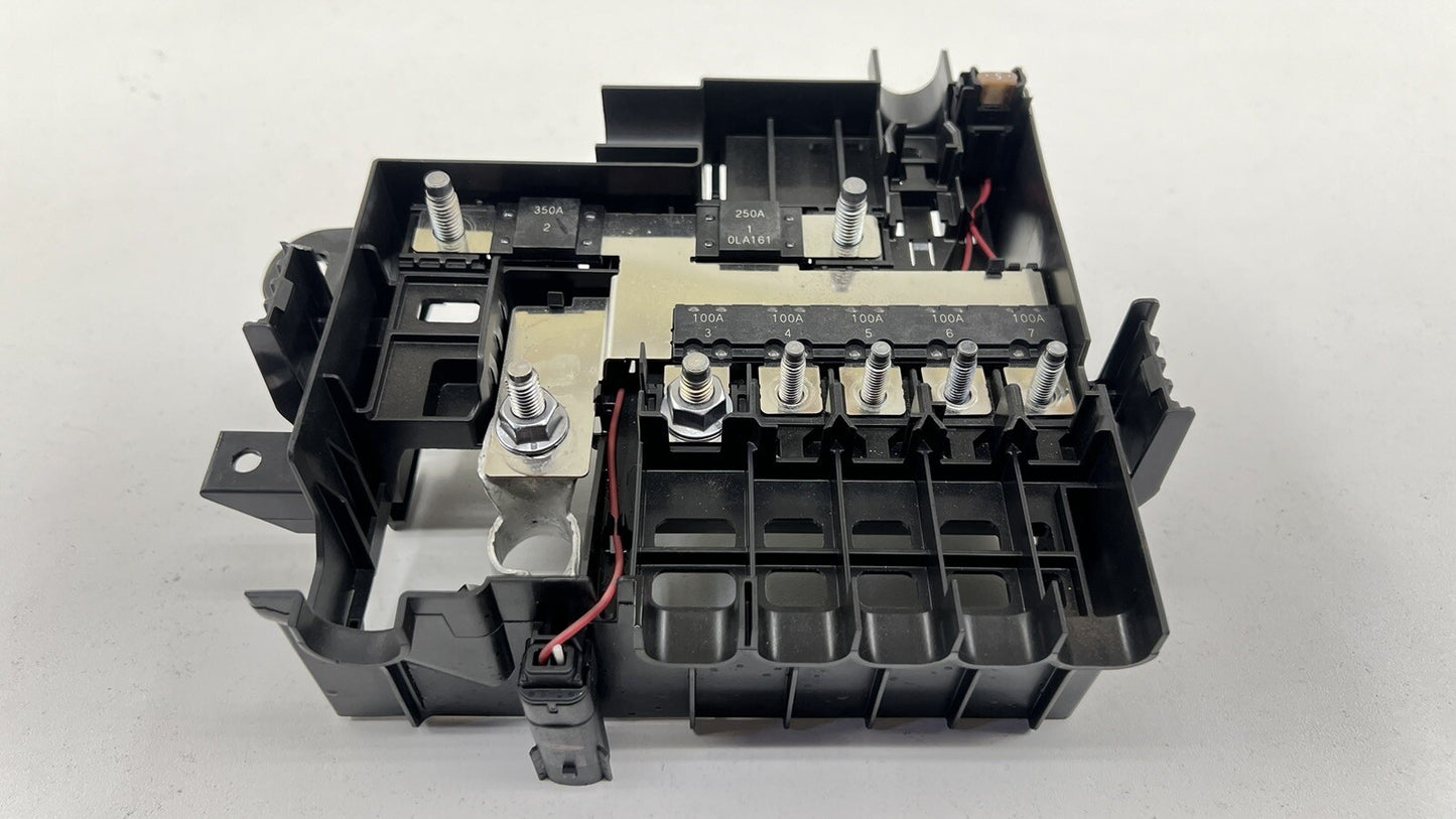 22-24 CADILLAC CT4 V BLACKWING REAR BATTERY FUSE RELAY JUNCTION BOX 84986478 OEM