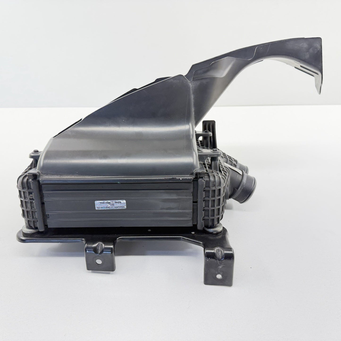 18-24 Maserati Ghibli Driver Left Turbo Intercooler With Duct Trim 670035636 OEM