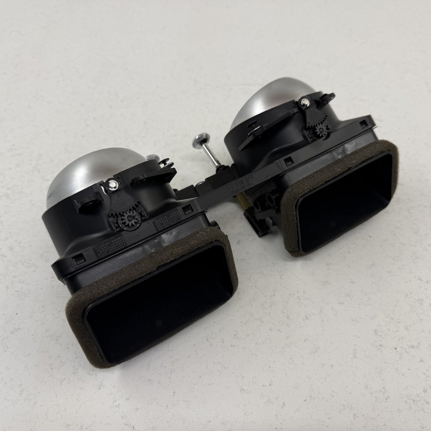 2014-2018 Bentley Flying Spur Dashboard Center Dash AC Air Vent 3W0819359 OEM