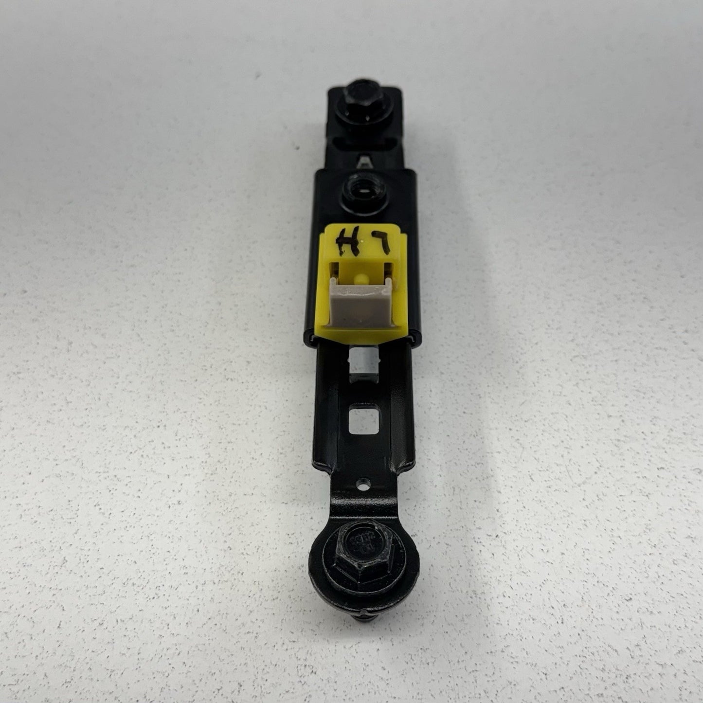 21-26 Hyundai Elantra Front Seatbelt Seat Belt Height Adjuster Left Or Right OEM