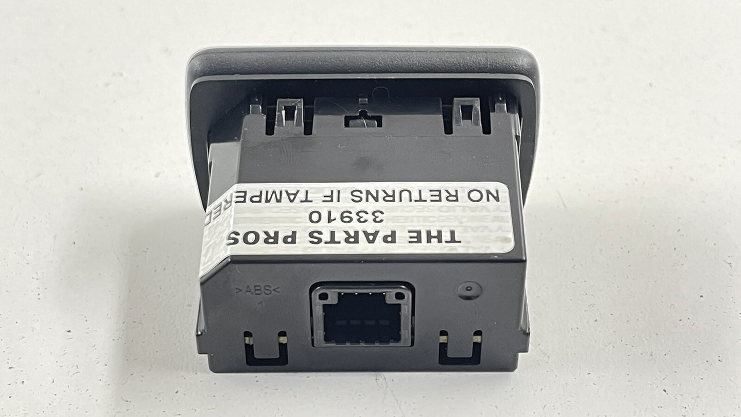 22-23 SUBARU WRX REAR CENTER CONSOLE DUAL USB PORT CHARGE PORT 86257AN320 OEM