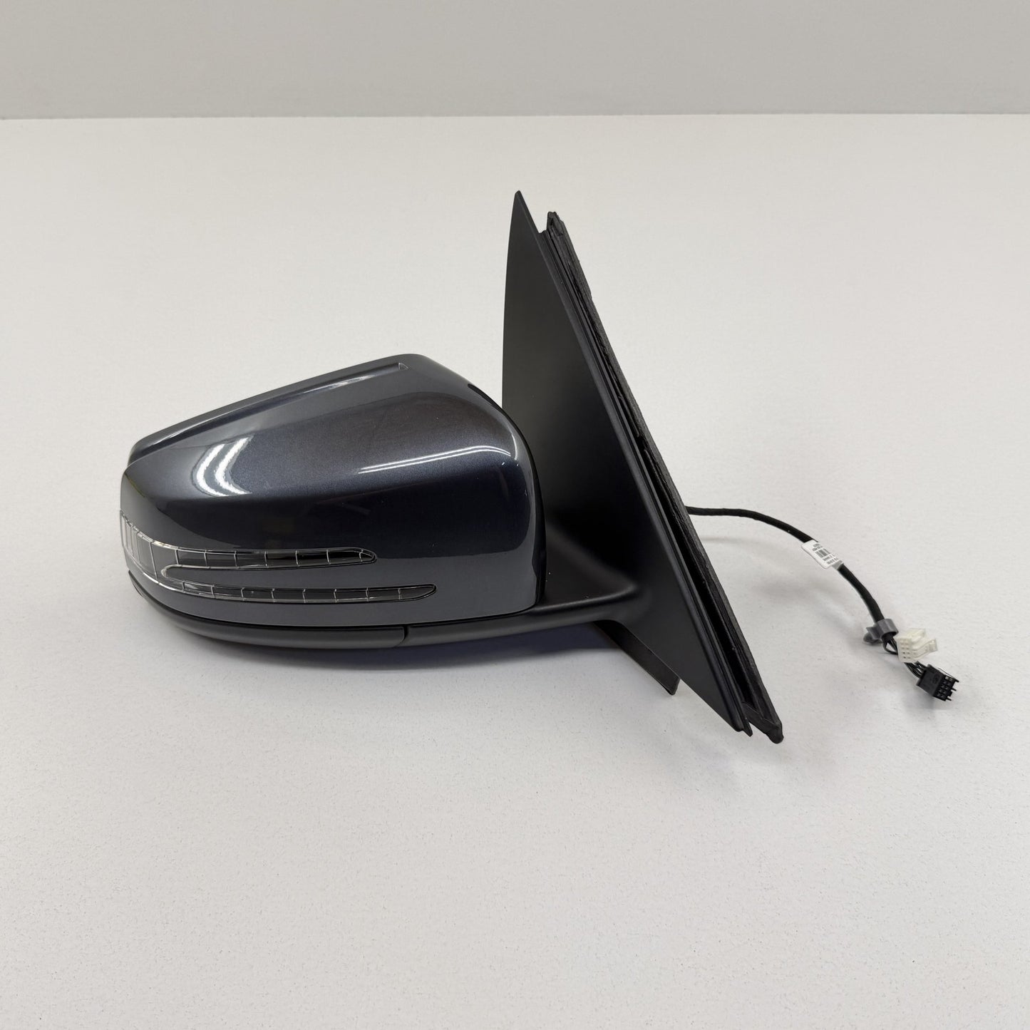 2012-2014 Mercedes C250 W204 Passenger Right Front Door Mirror Side View OEM