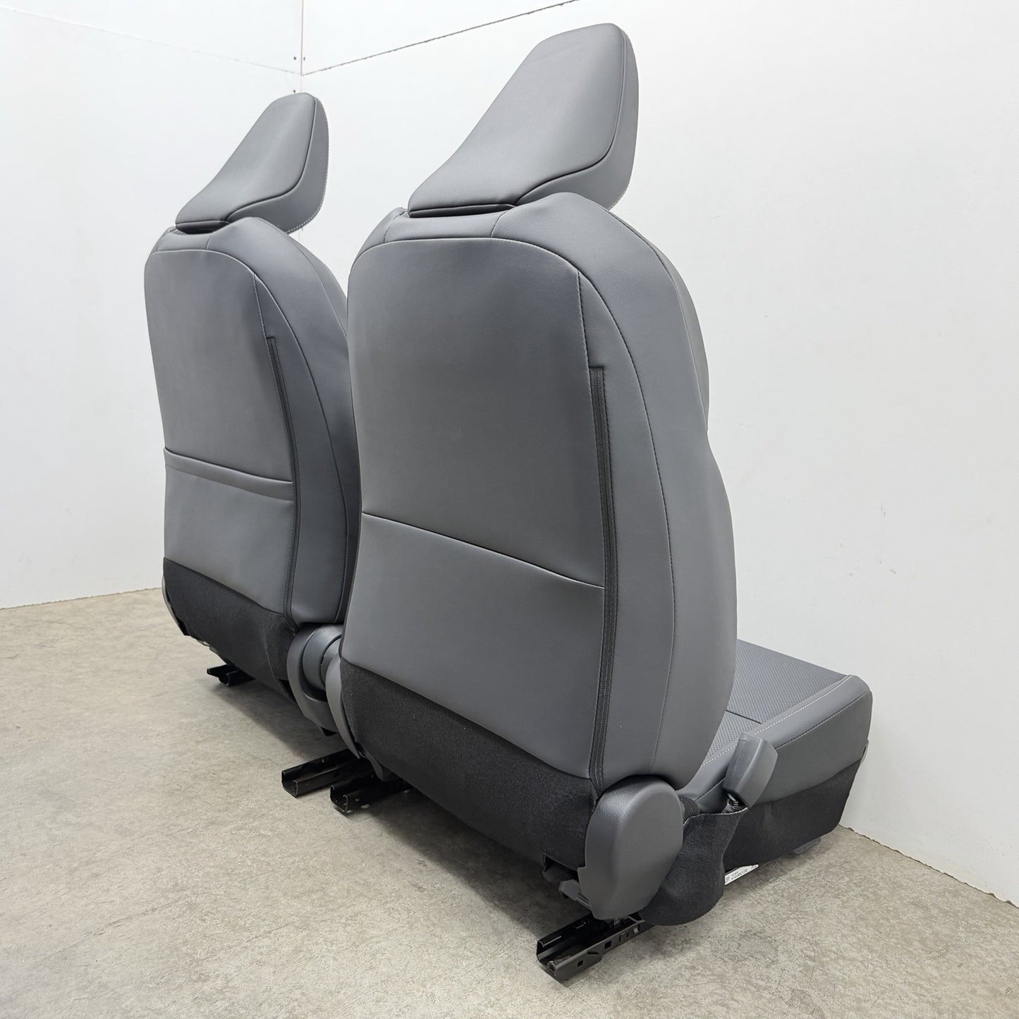 23-26 Toyota Prius Limited Front Seat Pair Heated & Ventilated Black SofTex OEM