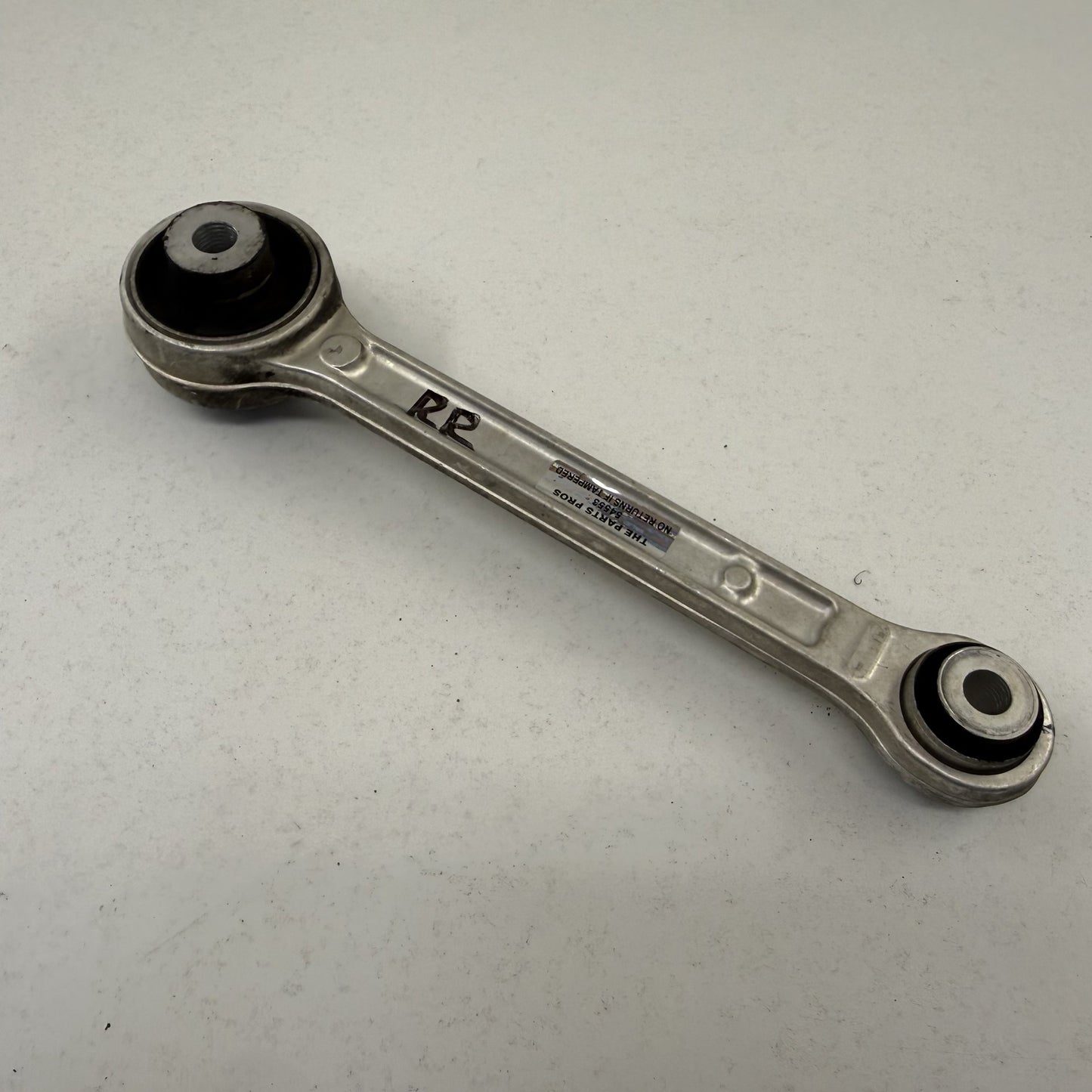 2022-2024 Rivian R1S R1T Passenger Right Rear Control Arm Suspension Set OEM