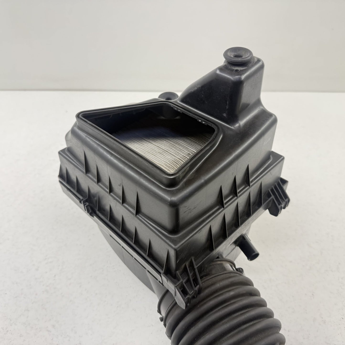 2018-2026 Dodge Durango SRT 392 6.4L Air Cleaner Box Air Filter Intake Box OEM