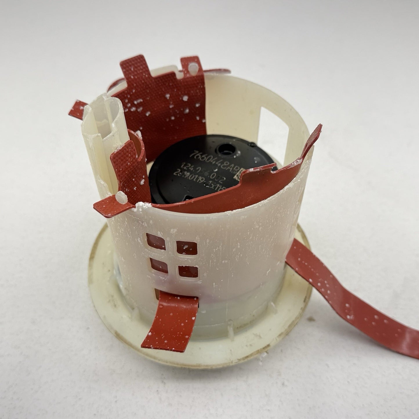 19-24 2500 3500 6.7L Diesel Exhaust Fluid DEF Pump Module Assembly 7660575AA OEM