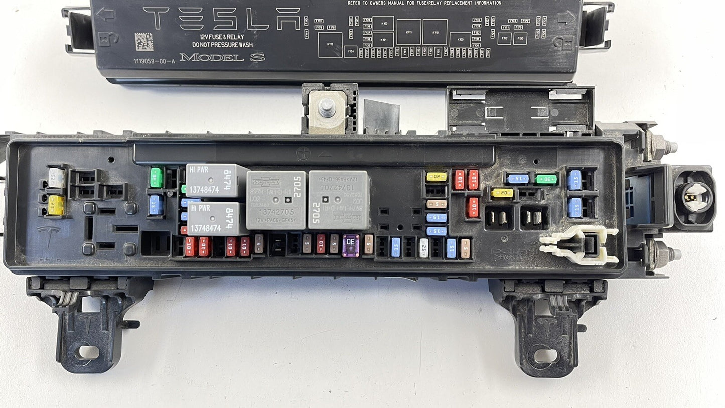 17-20 TESLA MODEL S FRONT FUSE RELAY JUNCTION BOX MODULE 1094405-00-D OEM