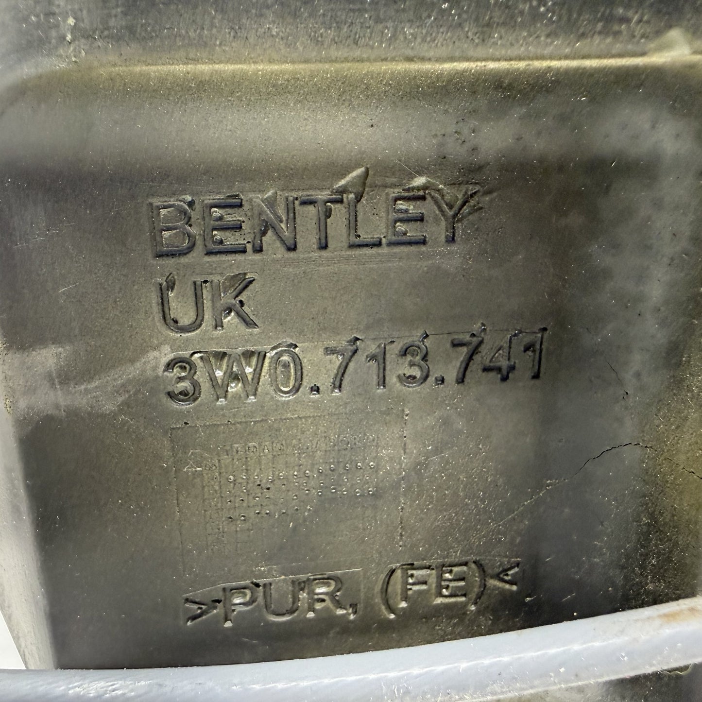 2014-2018 Bentley Flying Spur Transmission Floor Gear Shifter Selector OEM