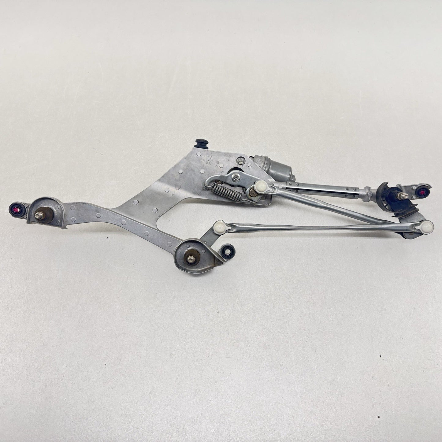 23-25 TOYOTA PRIUS WINDSHIELD WIPER MOTOR W/ LINKAGE ARM ASSEMBLY 8511012C90 OEM