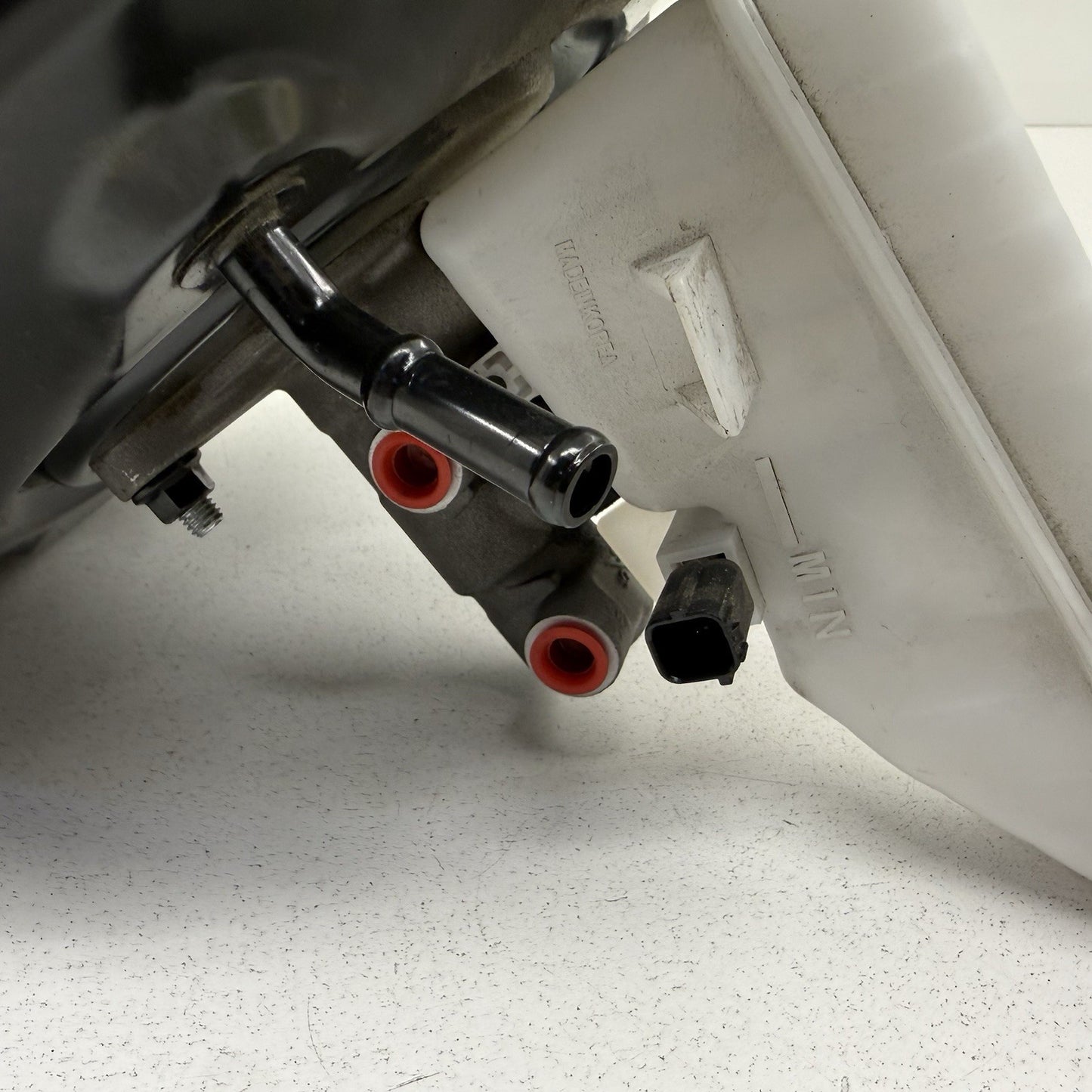 22-26 Hyundai Elantra N Power Brake Booster Master Cylinder 59110-IB000 OEM