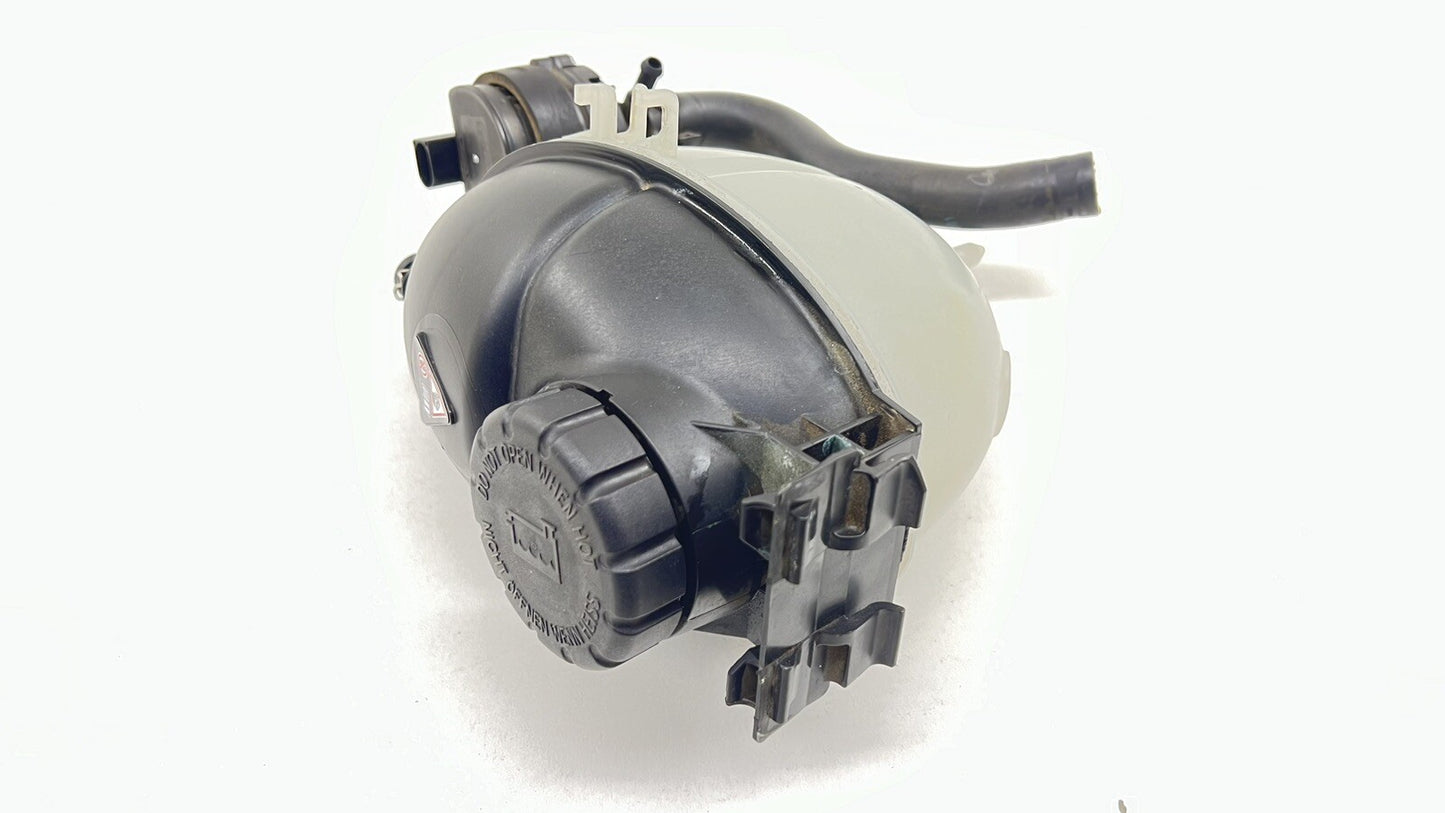 12-18 Mercedes CLS550 W218 Coolant Reservoir Overflow Expansion Tank OEM