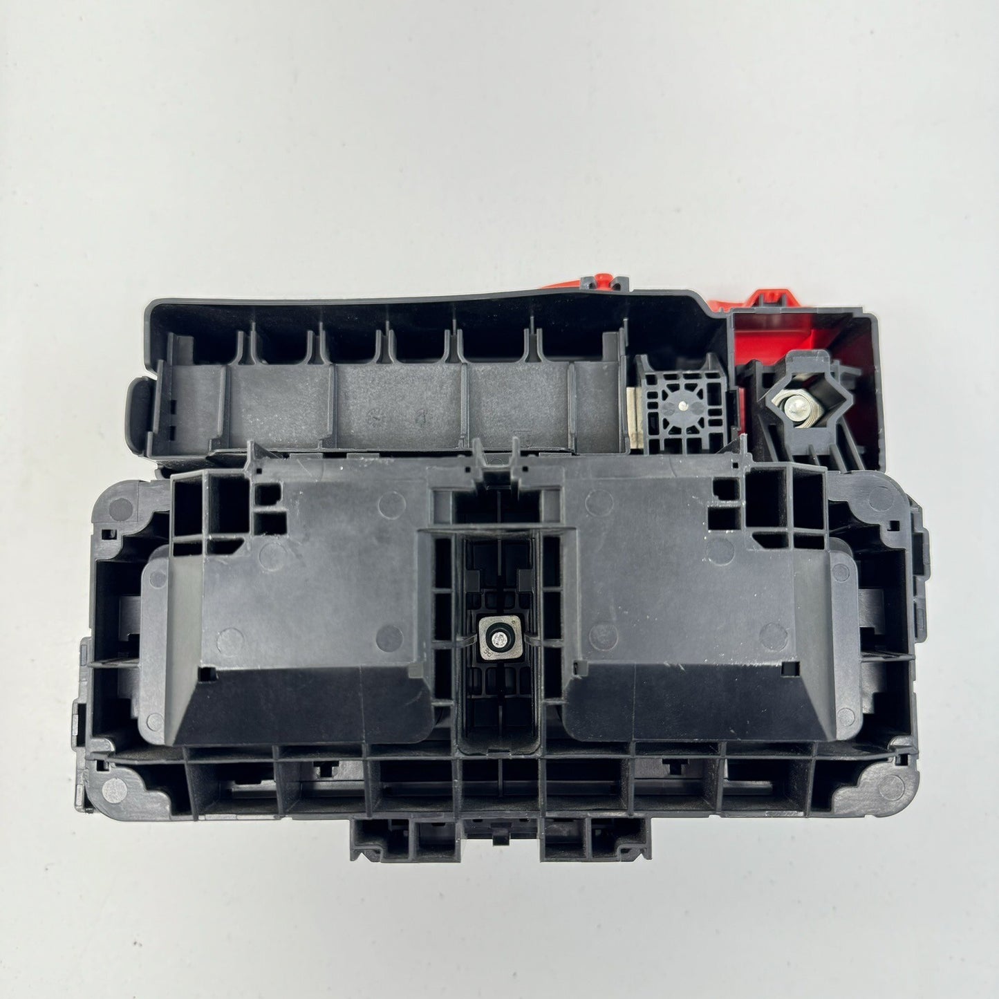 22-23 CADILLAC CT4 V BLACKWING ENGINE BAY FUSE RELAY JUNCTION BOX MODULE OEM