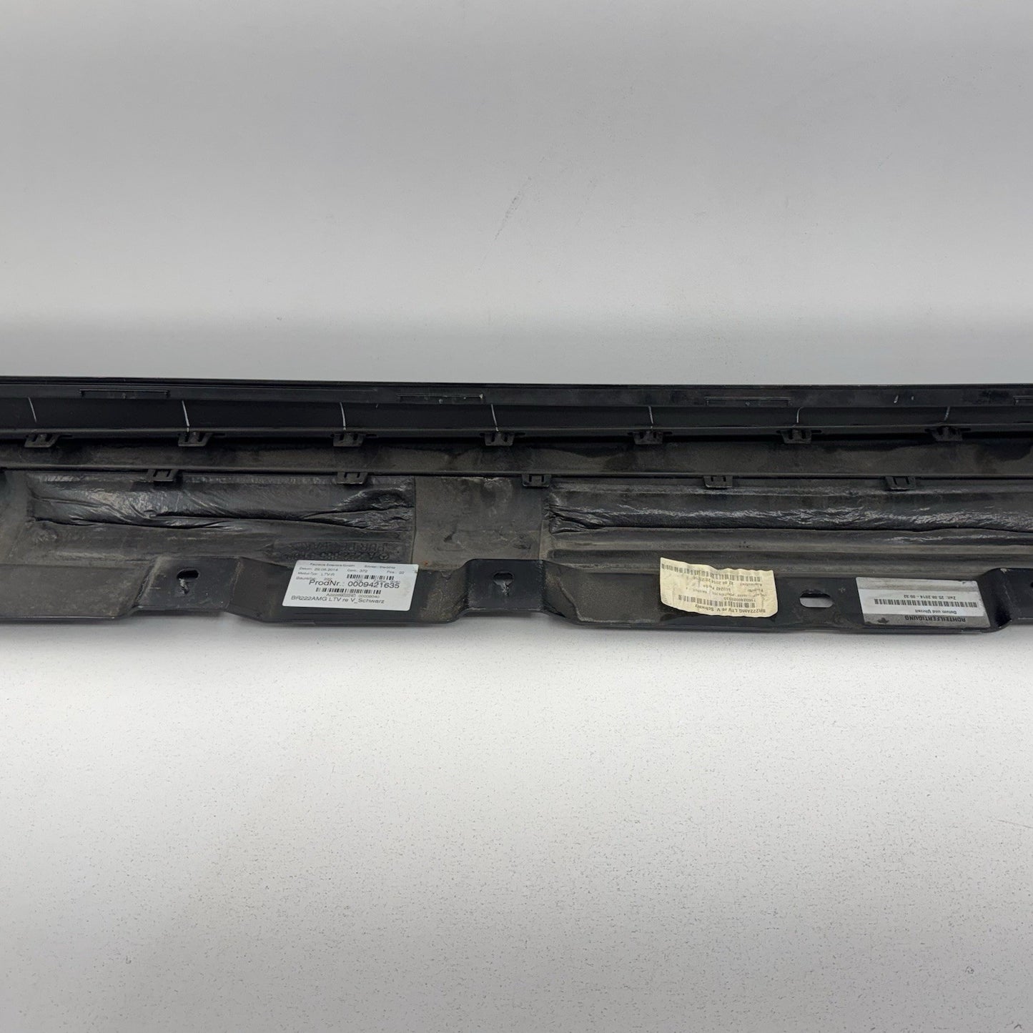 14-20 Mercedes W222 S550 AMG Sport Right Side Skirt Rocker Panel Cover Trim OEM
