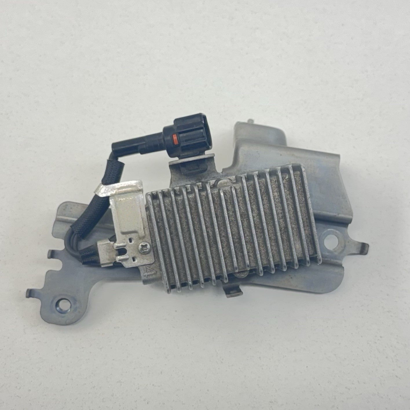 06-13 Lexus IS250 IS350 IS F Fuel Pump Resistor Control Module 23080-31040 OEM