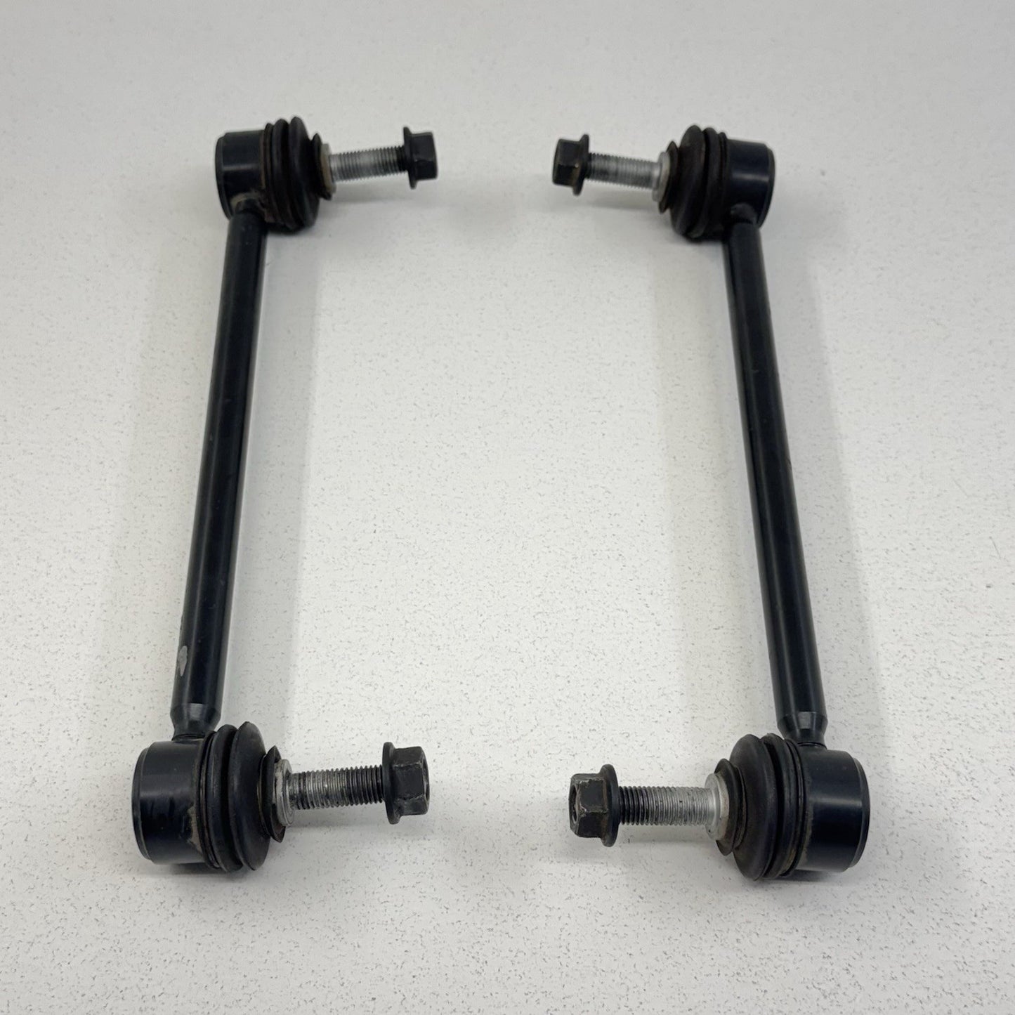 20-25 Silverado Sierra 2500 3500 Front Stabilizer Sway Bar End Link Pair OEM