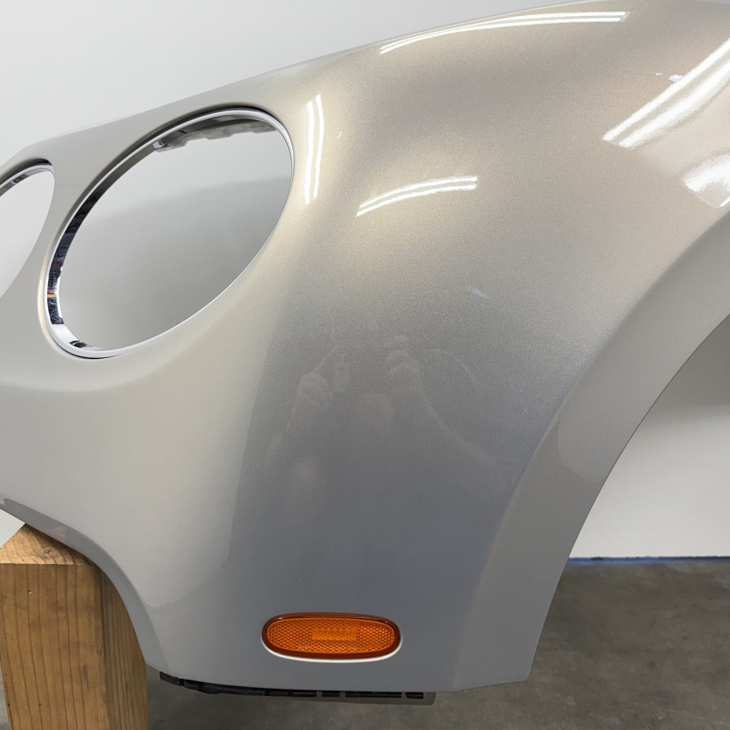 2014-2018 Bentley Flying Spur Driver Left Front Fender Panel Silver OEM