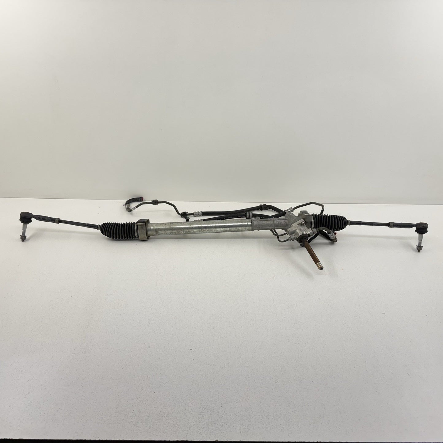 10-11 Chevrolet Camaro SS Hydraulic Steering Gear Box Rack And Pinion OEM