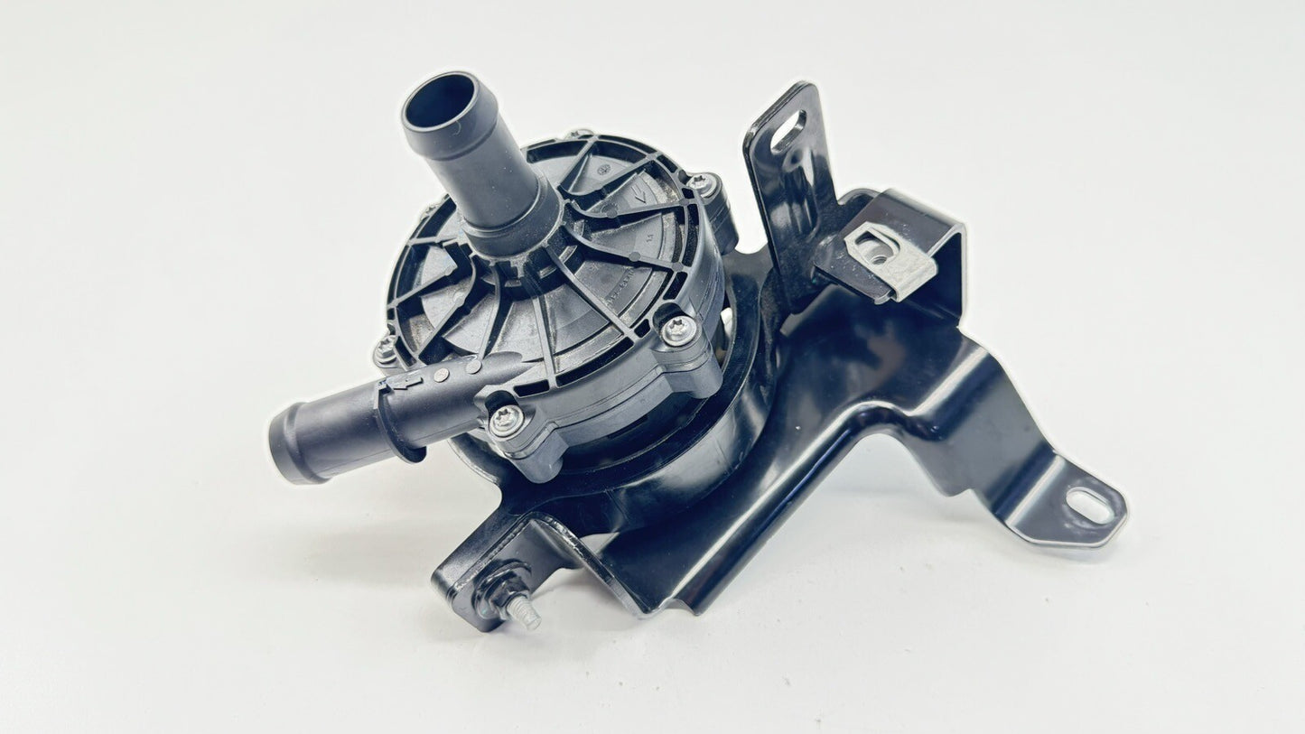 22-23 CADILLAC CT4 V BLACKWING AUXILIARY WATER PUMP COOLANT PUMP 85150883 OEM