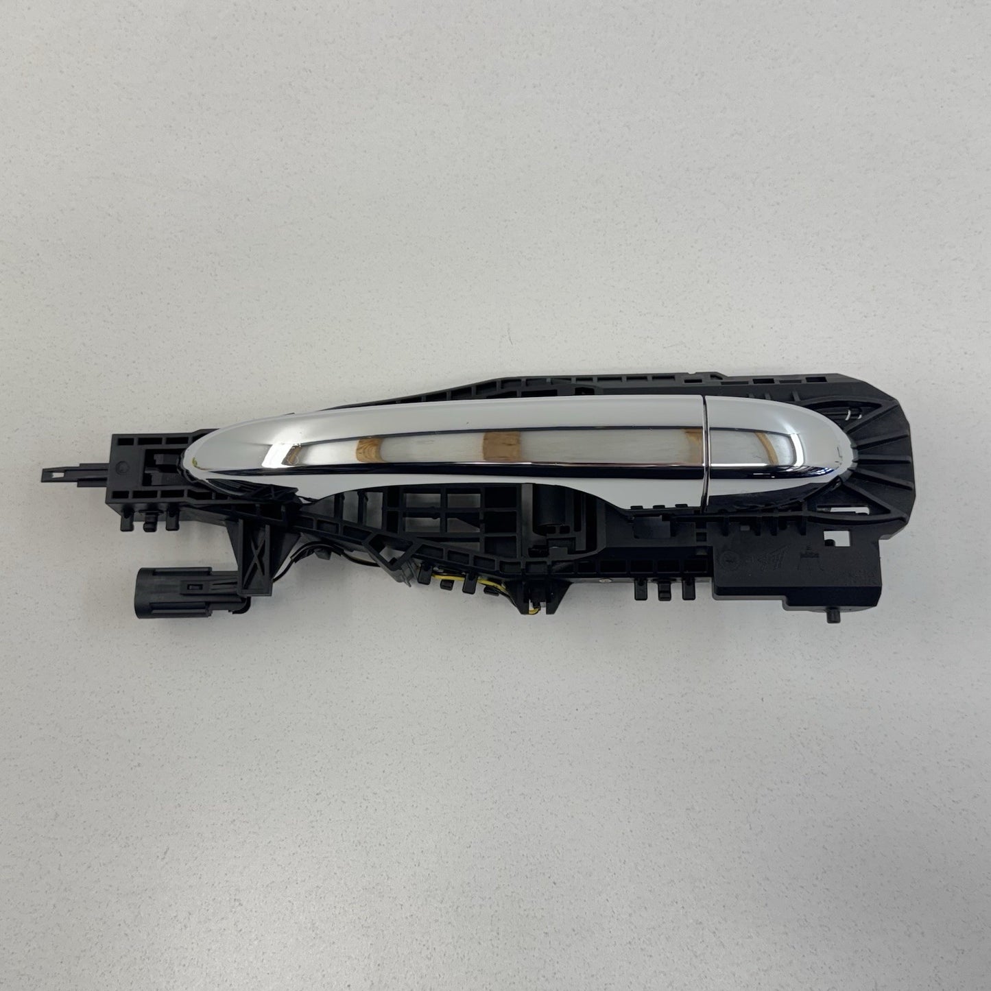 14-24 Maserati Ghibli Left Rear Exterior Door Handle Assembly 68194126AB OEM