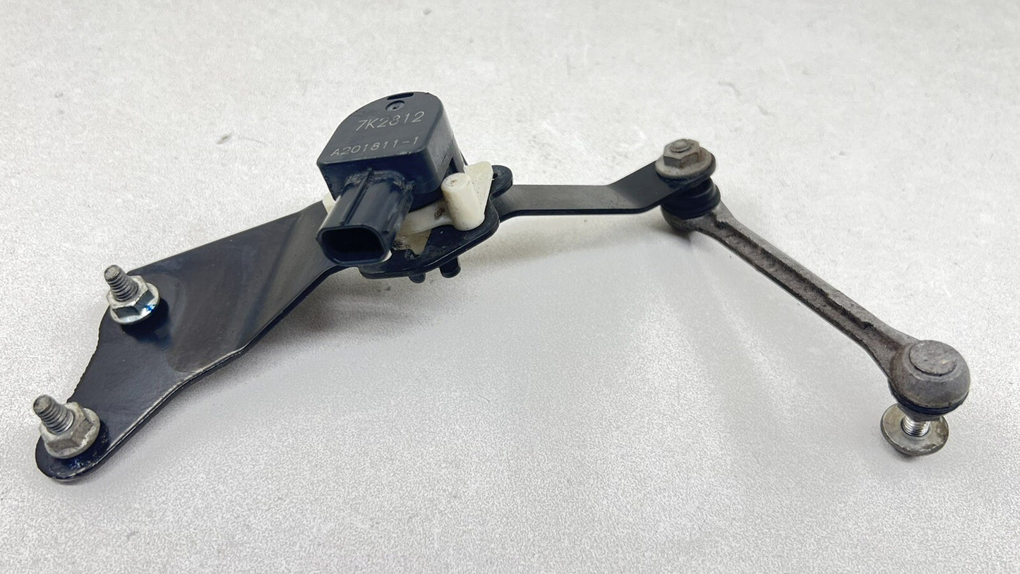 17-20 SUBARU BRZ DRIVER LEFT REAR HEADLIGHT SUSPENSION HEIGHT LEVEL SENSOR OEM