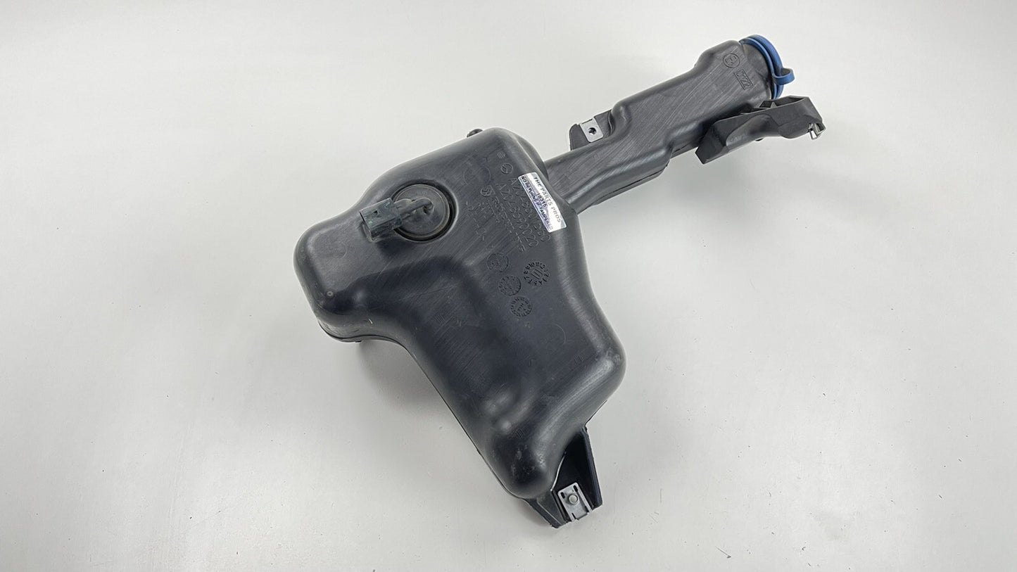08-14 Mercedes W204 C250 C300 C350 Windshield Washer Reservoir Bottle Tank OEM