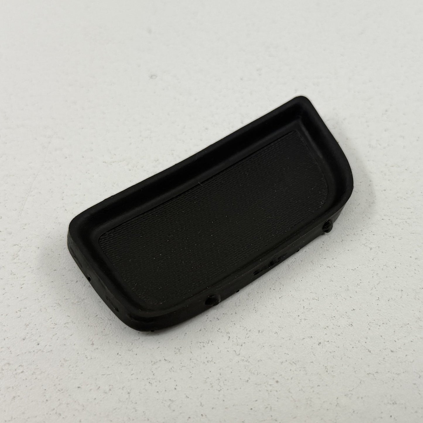 2010-2015 Chevrolet Camaro Right Door Panel Pull Handle Insert Cover Trim OEM