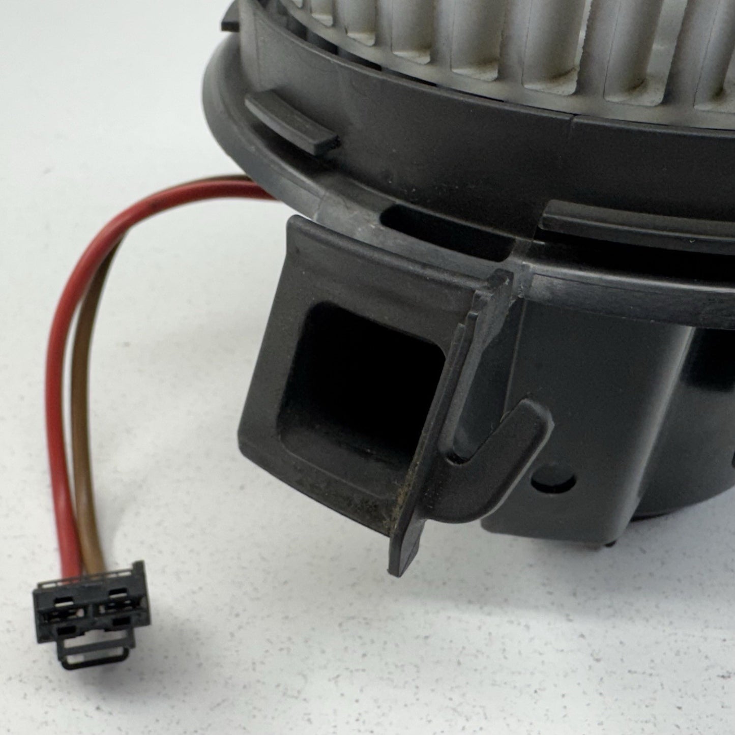 12-18 Mercedes W218 CLS550 HVAC AC Air Temperature Fan Blower Motor Wheel OEM