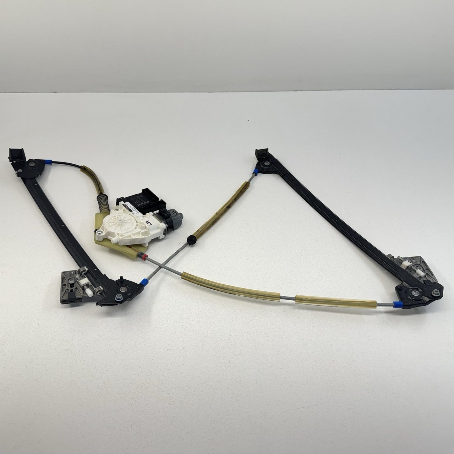 06-12 Porsche Cayman 987 Driver Left Door Glass Window Regulator W/ Motor OEM