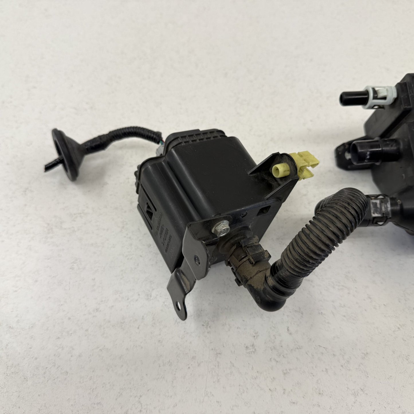 2022-2026 Subaru WRX Fuel Evap Vapor Charcoal Emission Canister 42035FL020 OEM