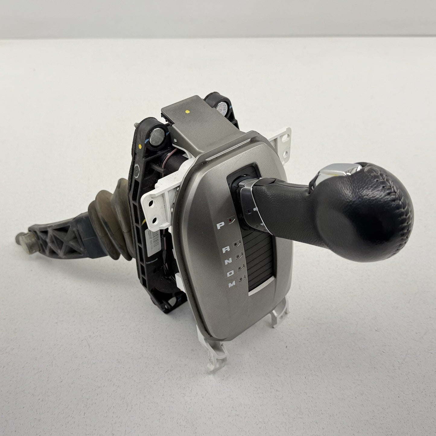 10-15 Chevrolet Camaro Automatic Console Gear Shifter Trim Boot W/ Knob OEM