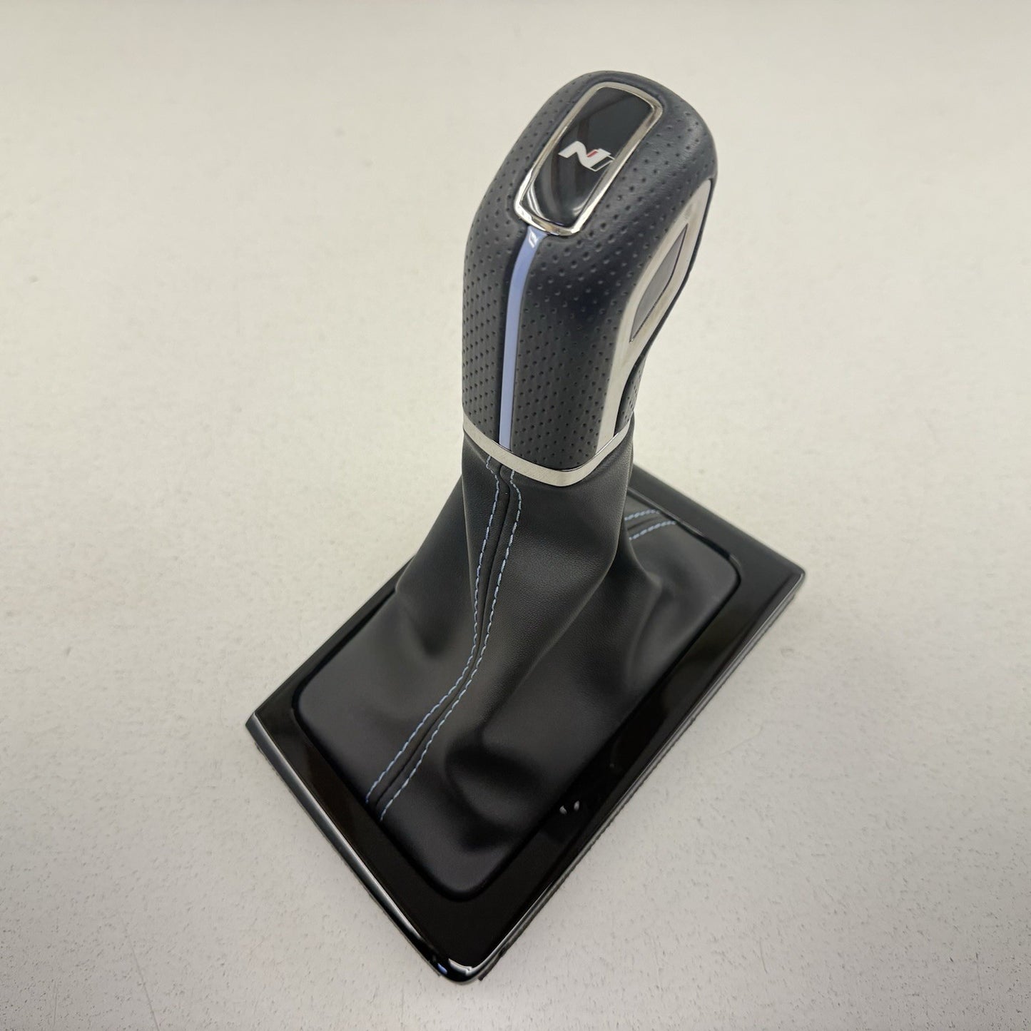 22-26 Hyundai Elantra N Automatic Gear Selector Shift Knob Handle With Boot OEM