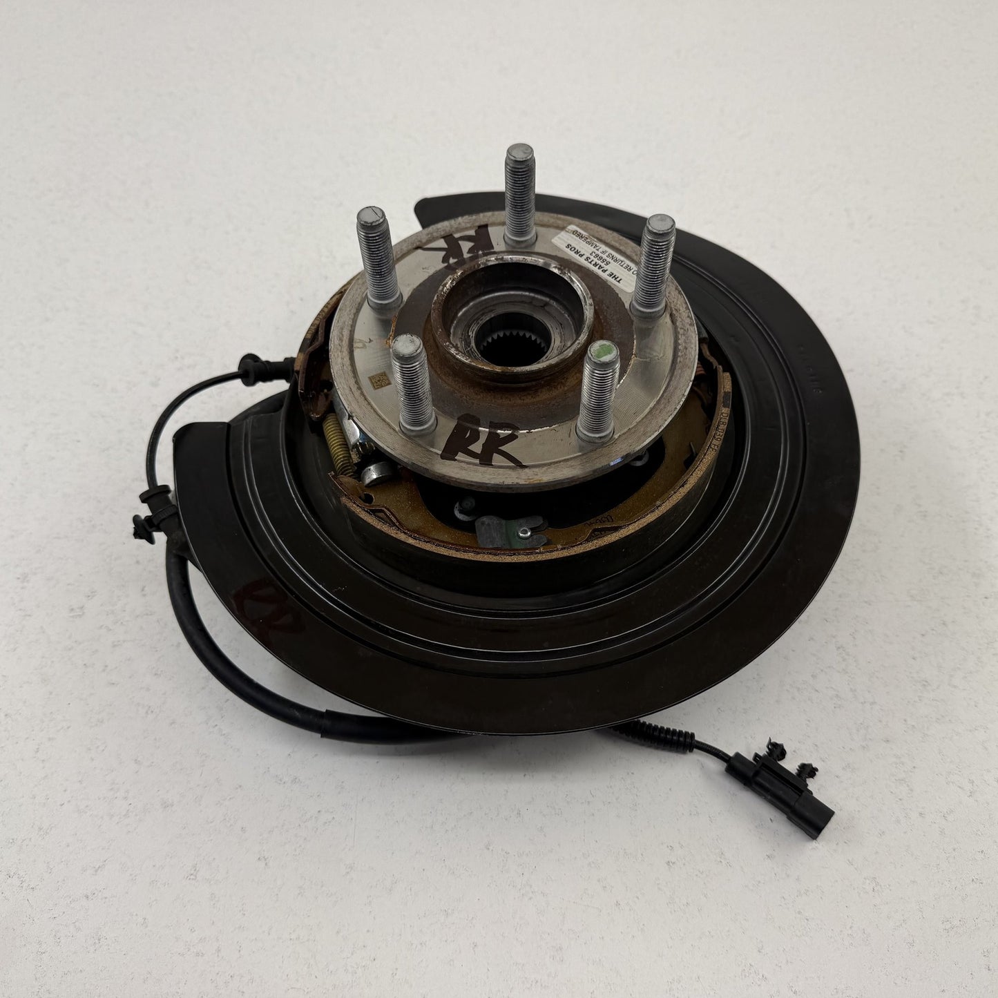 2018-2024 Dodge Durango SRT 392 Right Rear Spindle Knuckle Hub Wheel Bearing OEM