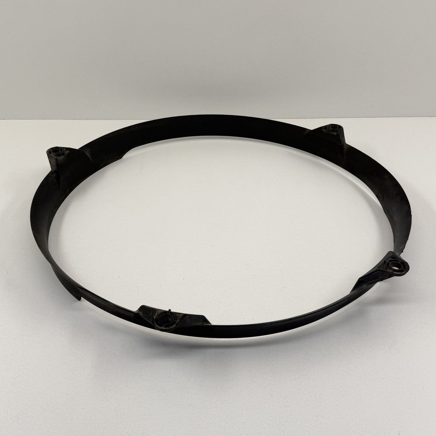2019-2025 Ram 2500 3500 6.7L Cummins Engine Radiator Fan Shroud 68359840AB OEM