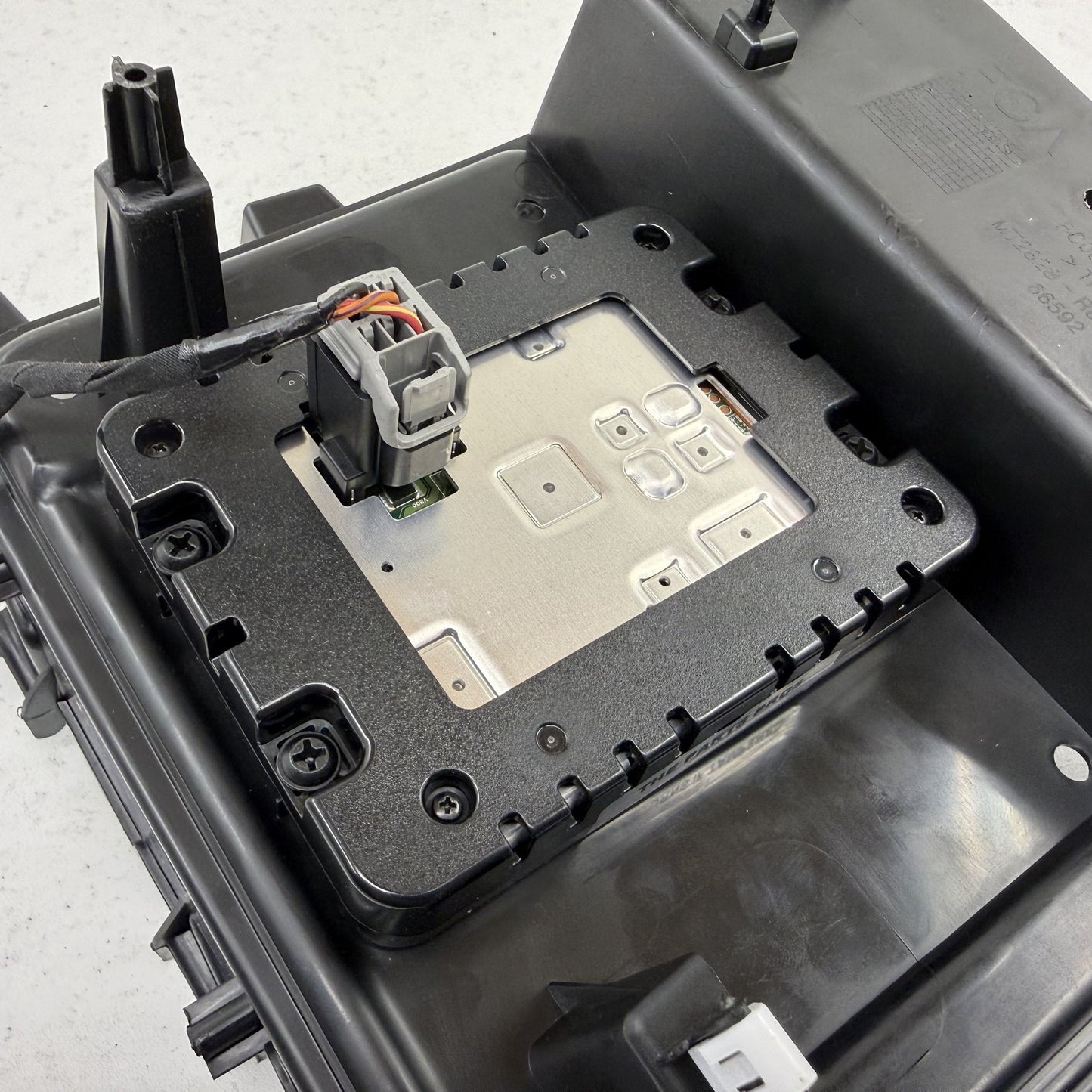 2021-2024 Dodge Durango Center Console Wireless Charger Phone Charging Pad OEM