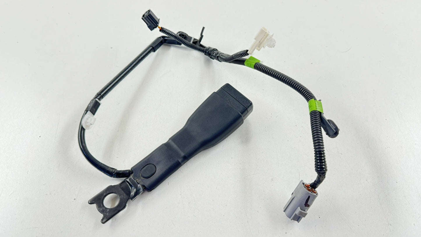 16-20 LEXUS GS F DRIVER LEFT FRONT SEATBELT BUCKLE OEM