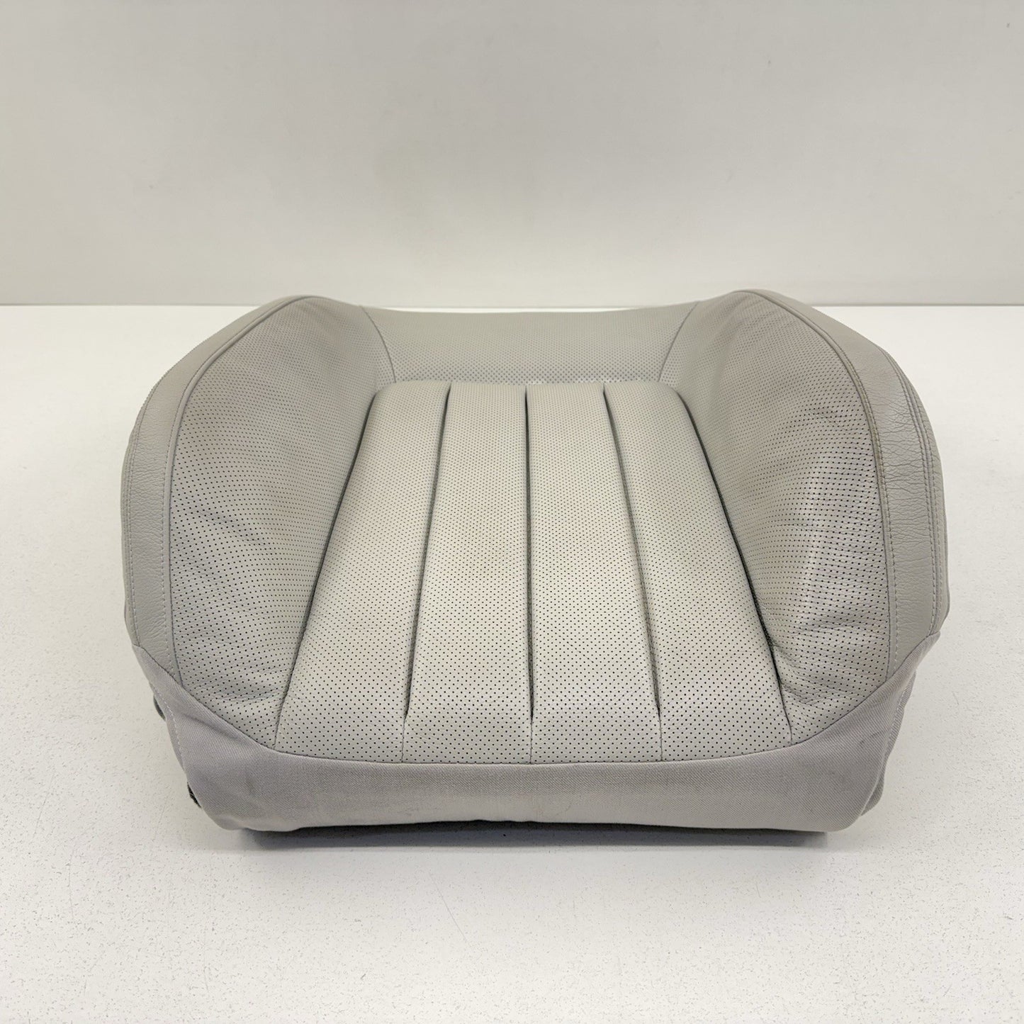 12-14 Mercedes W218 CLS550 Driver Left Front Upper Seat Cushion Leather Gray OEM