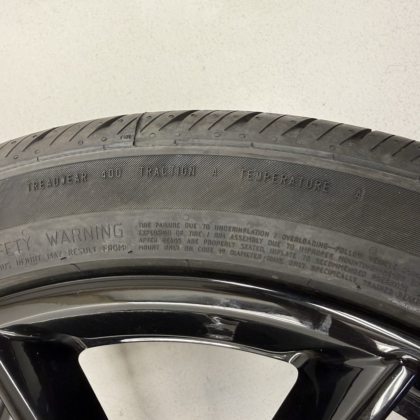 24-26 Ford Mustang GT  U Spoke Wheel Rim With Tire 19" 19x8.5 Black Factory OEM